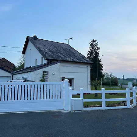 Le Petit Nid Du Solrezis Villa Solre-le-Château